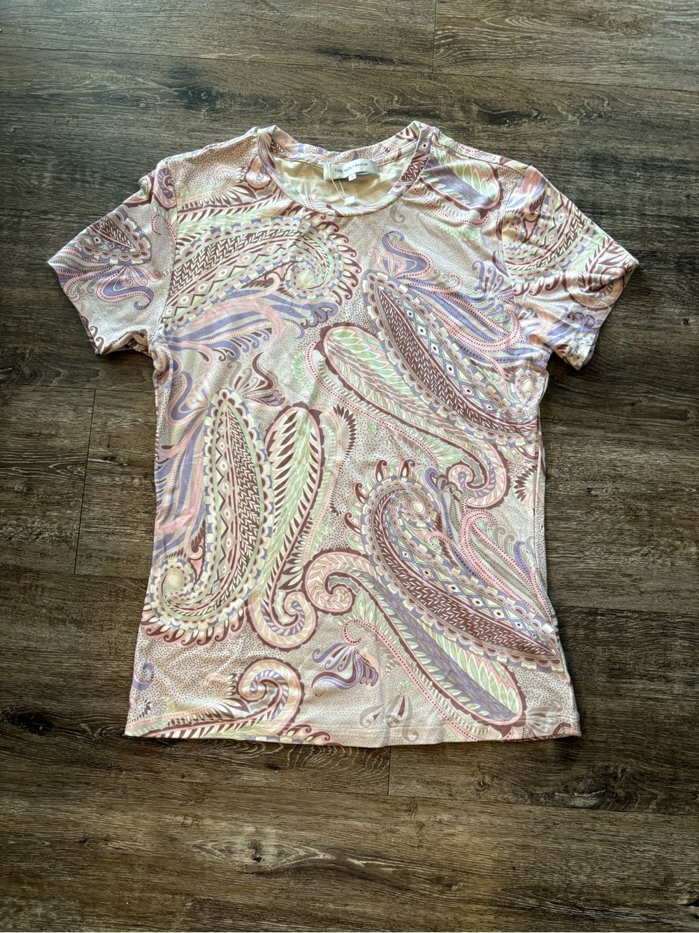 Noli Paisley Short Sleeve Tee in Pastel Multi size S